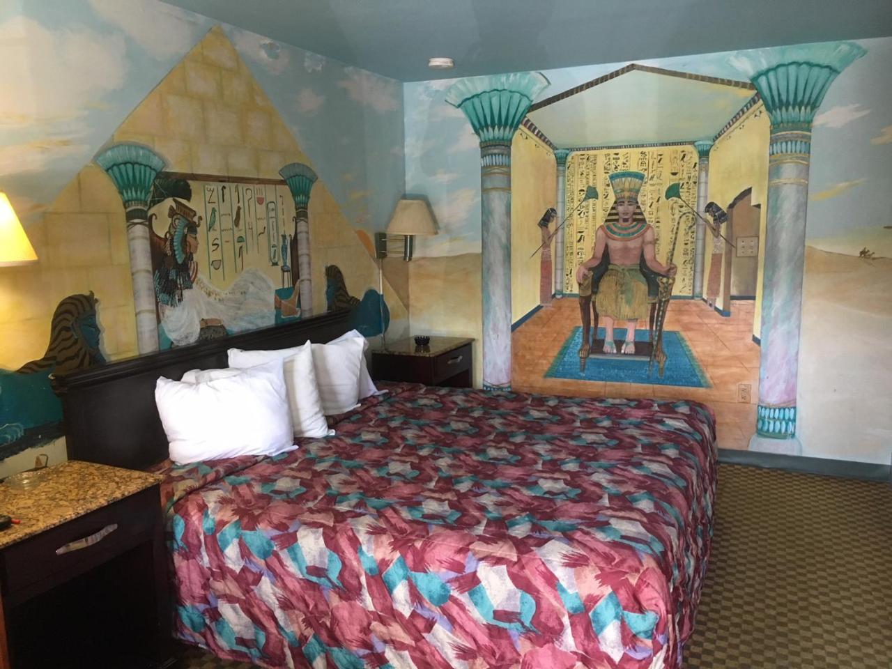 Deluxe Inn Galloway Exterior photo